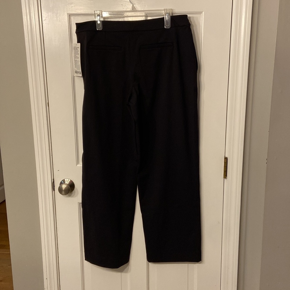 Lululemon pants - Picture 3 of 4